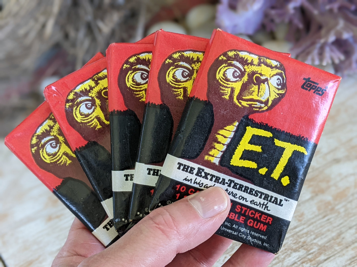 1982 E.T. Extra-Terrestrial 5 New Original Wax Packs by Topps