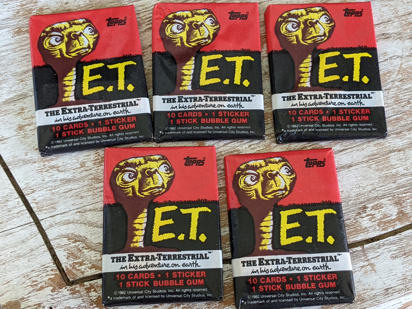 1982 E.T. Extra-Terrestrial 5 New Original Wax Packs by Topps