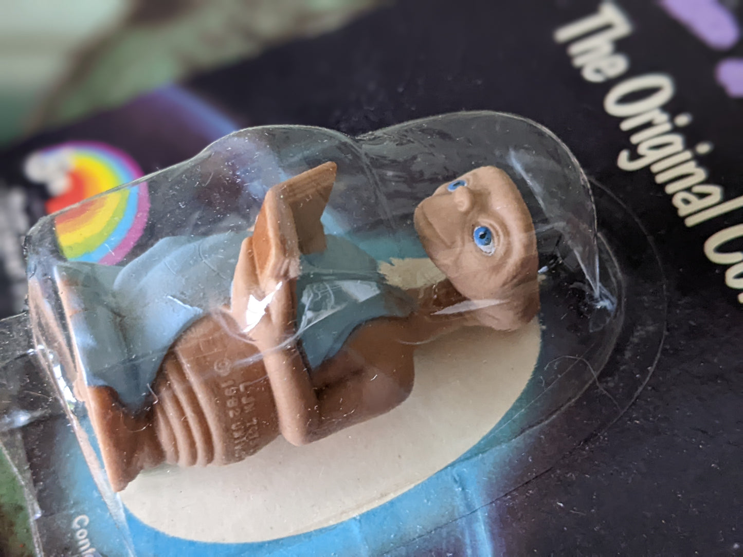 1982 E.T. Original Collectibles Collection **Blue Blanket with Book **New Old Stock