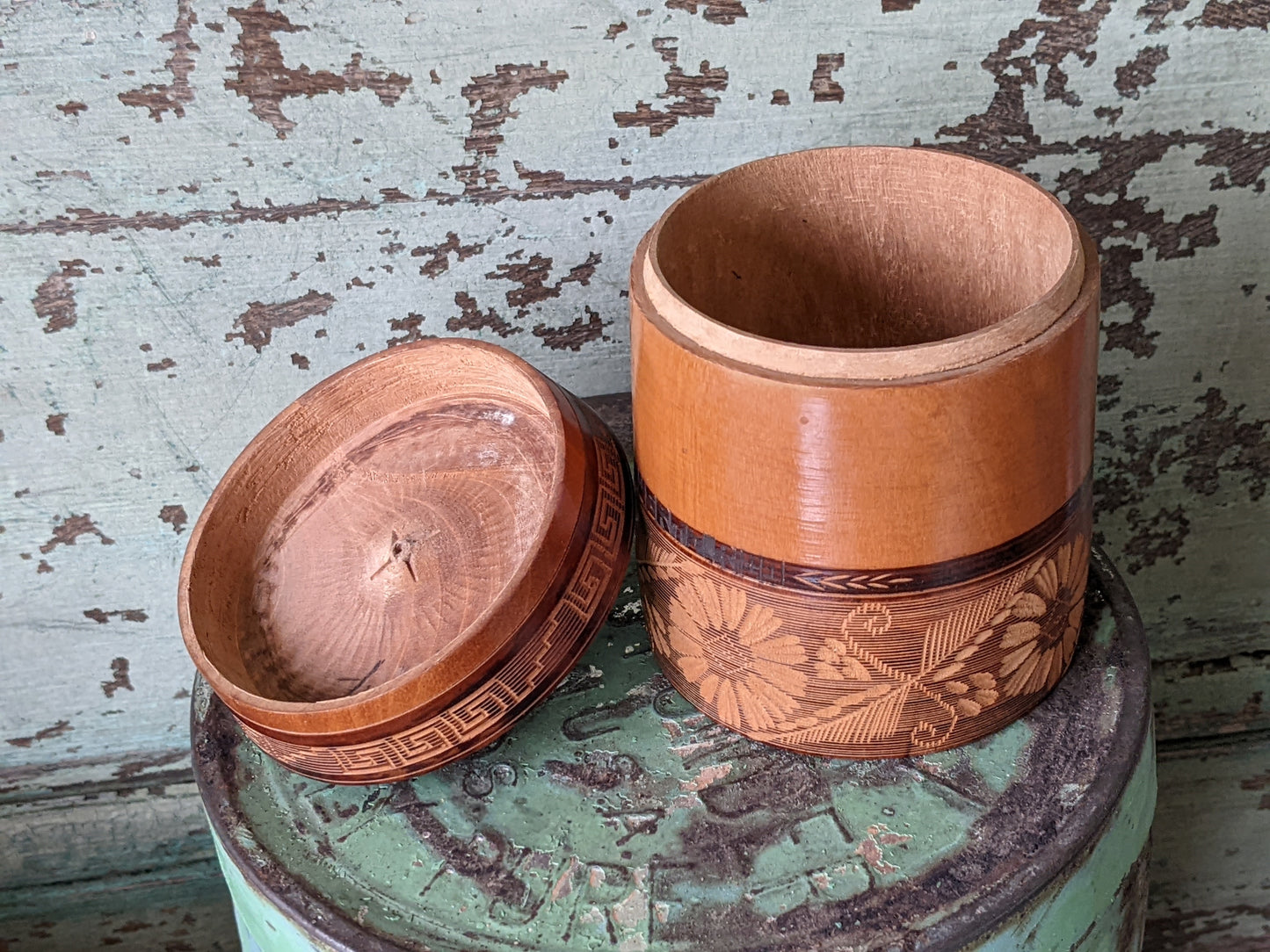 Vintage Wooden Hand Lacquered Marquetry Trinket Powder Box