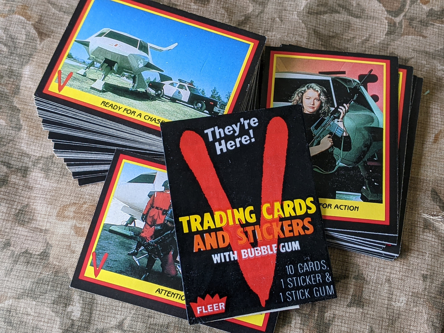 1984 Visitors Complete 66 Card Collection w 1 Empty Wax Wrapper By Fleer !! They're Here !!