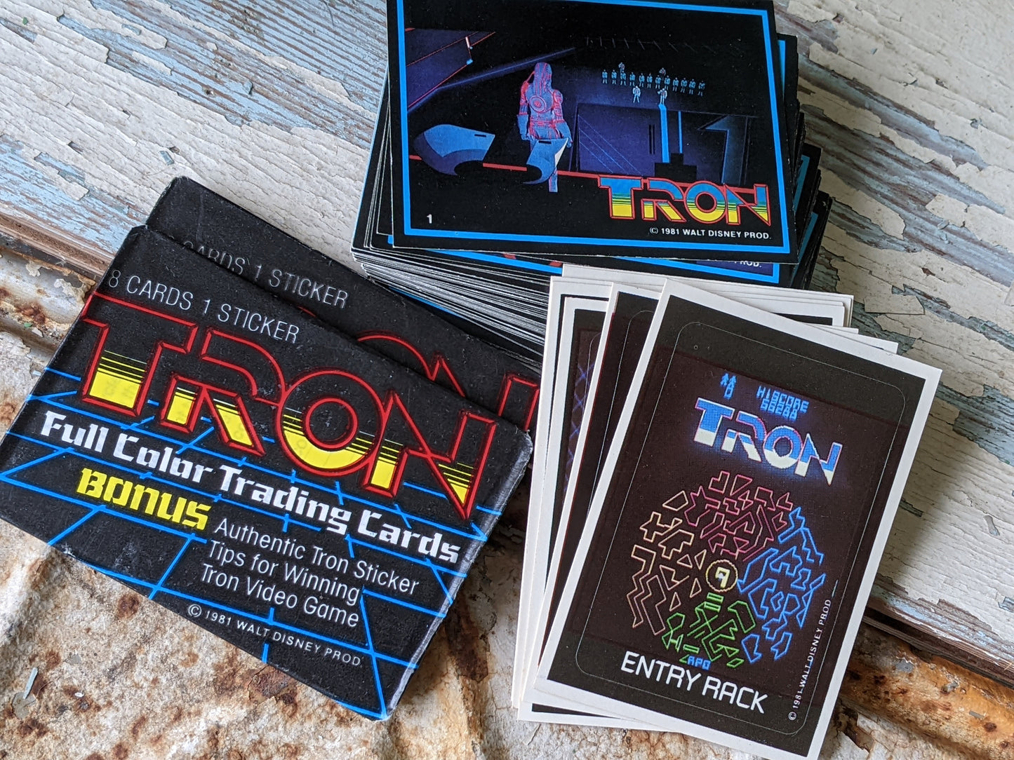 1981 Tron Ultra Complete Collection of 66 Cards 8 Stickers & 2 Sealed Wax Packs