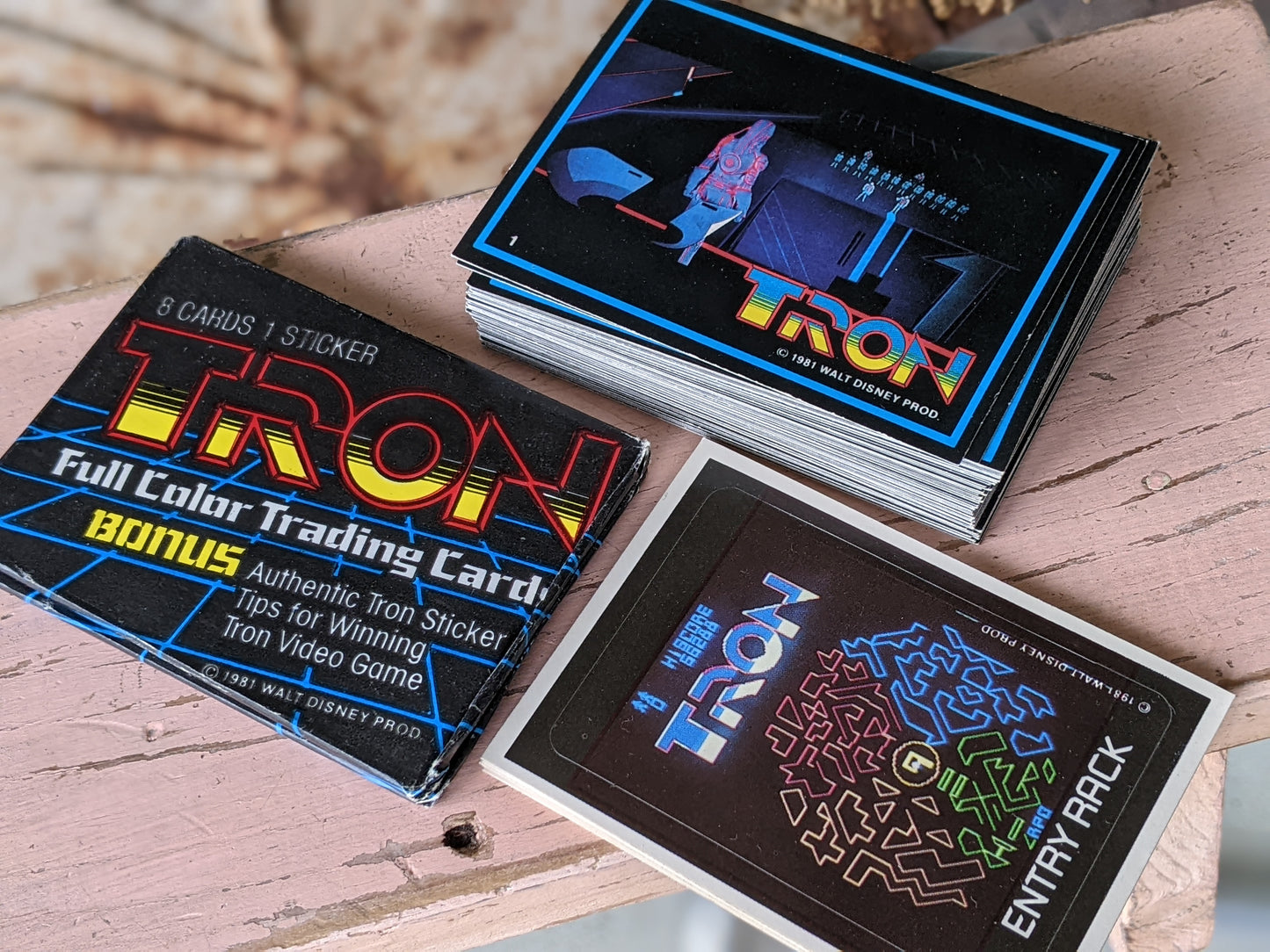 1981 Tron Ultra Complete Collection of 66 Cards 8 Stickers & 2 Sealed Wax Packs