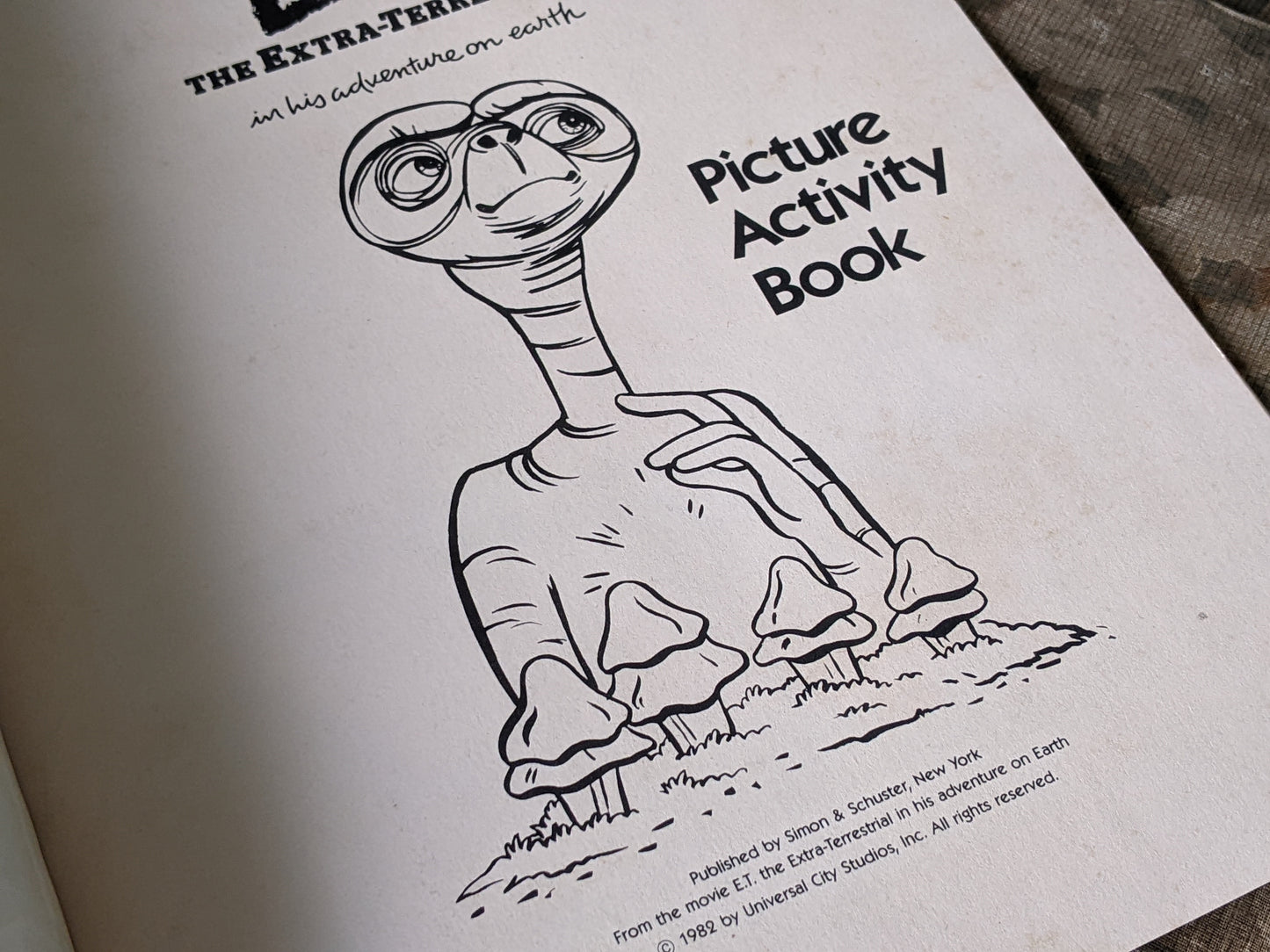 1982 E.T. The Extra-Terrestrial Original Picture Activity Book **Rare Full Size **Unused