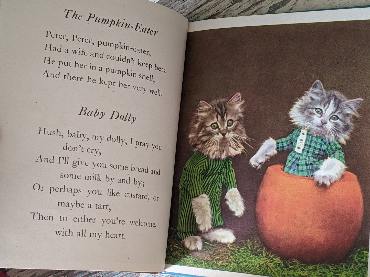 1941 The Little Kittens' Nursery Rhymes Hardcover by Rand McNally 440-25 **Book-Elf Books