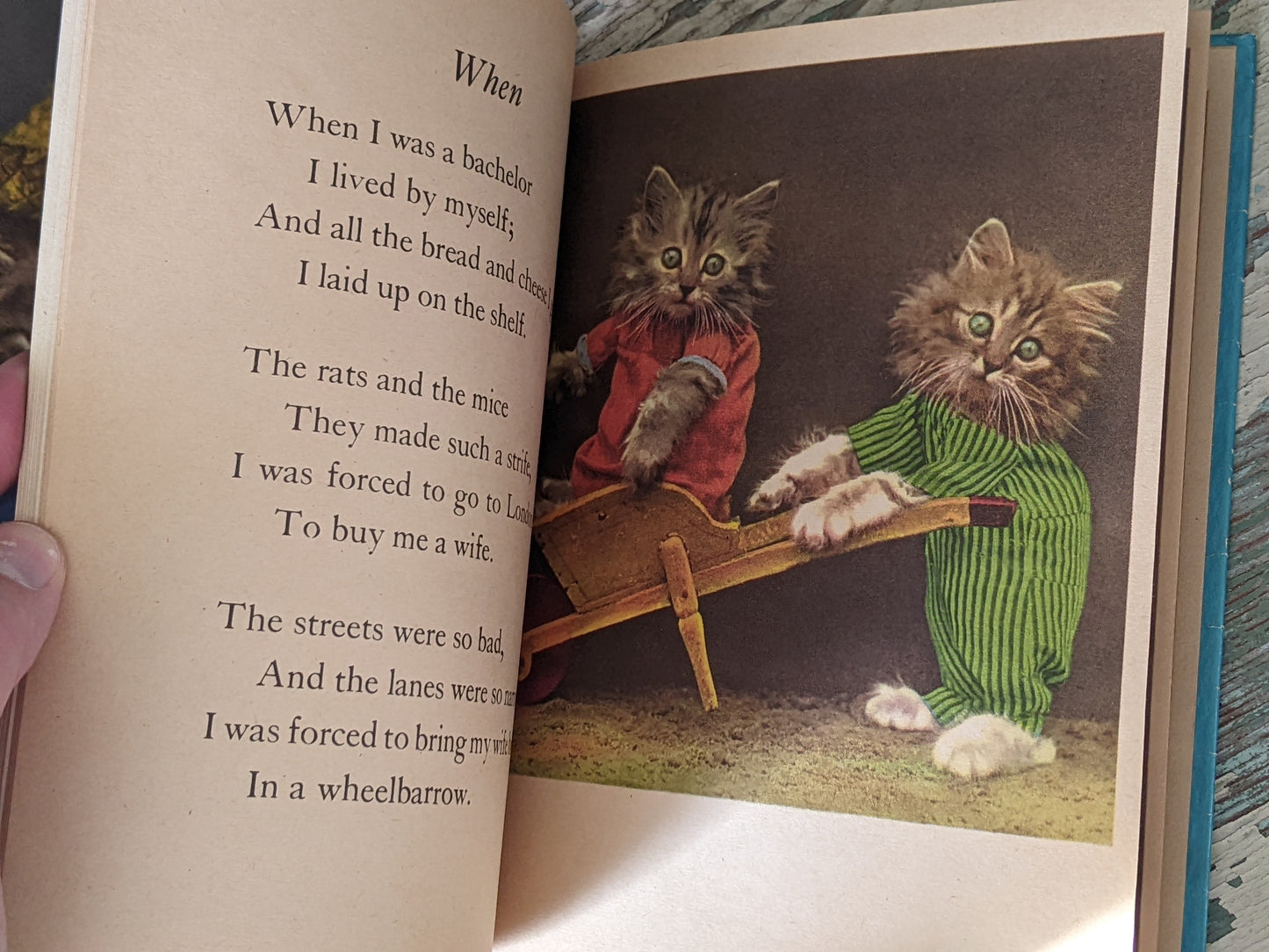 1941 The Little Kittens' Nursery Rhymes Hardcover by Rand McNally 440-25 **Book-Elf Books