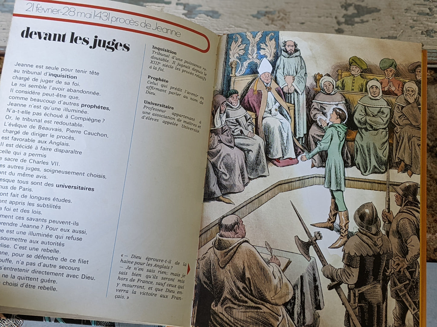 1979 Comic French Graphic Educational Novel Hard Cover Jeanne D'arc Histoire Juniors by Hachette #4