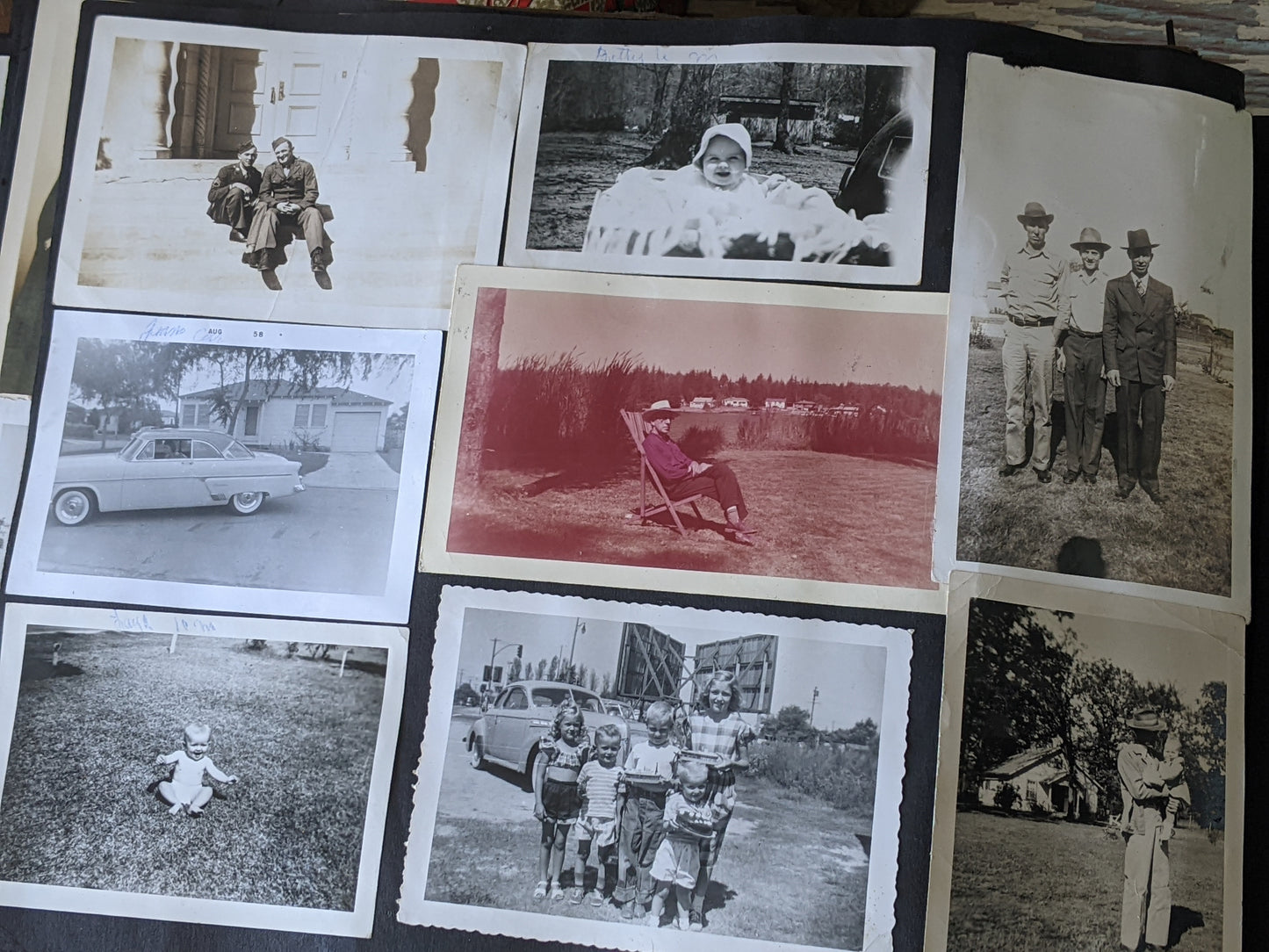 Vintage Photo Album w Over 200+ Photos of Family Leather Cover