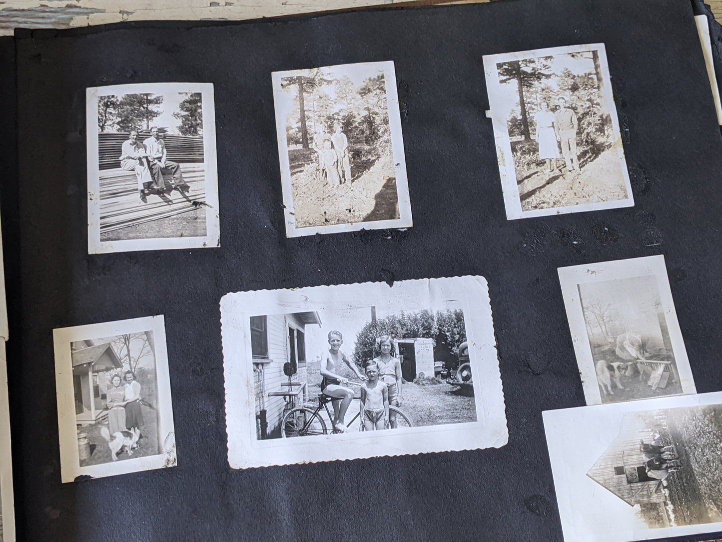 Vintage Photo Album w Over 200+ Photos of Family Leather Cover