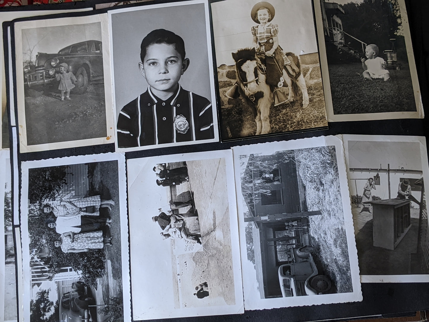 Vintage Photo Album w Over 200+ Photos of Family Leather Cover