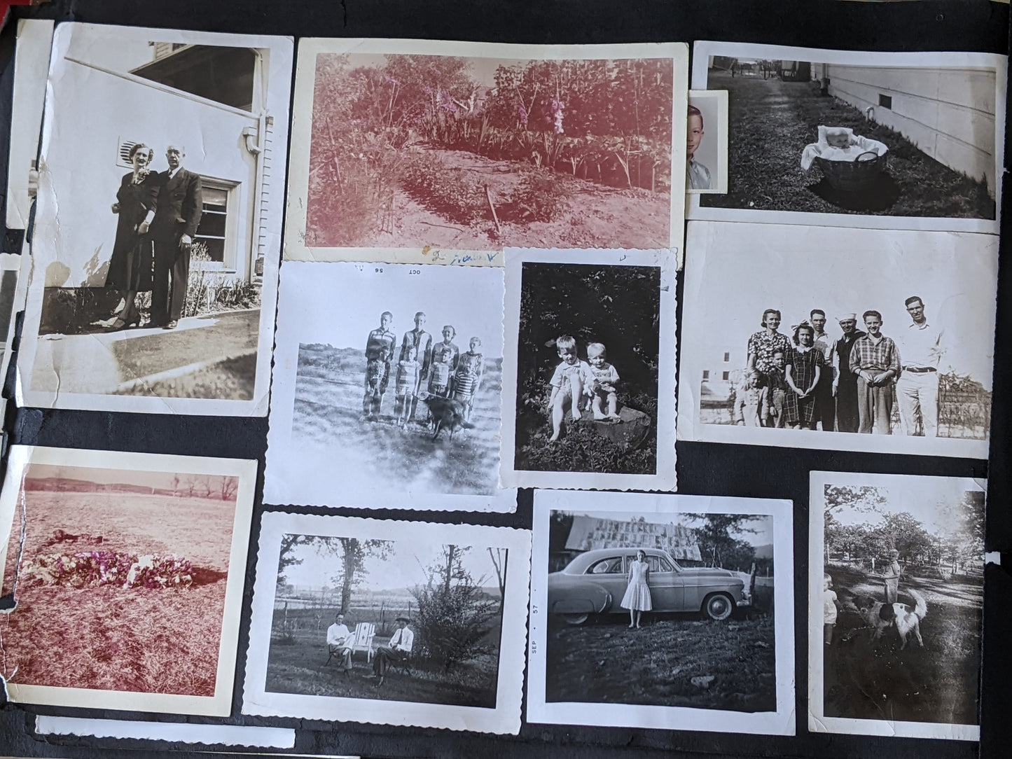 Vintage Photo Album w Over 200+ Photos of Family Leather Cover