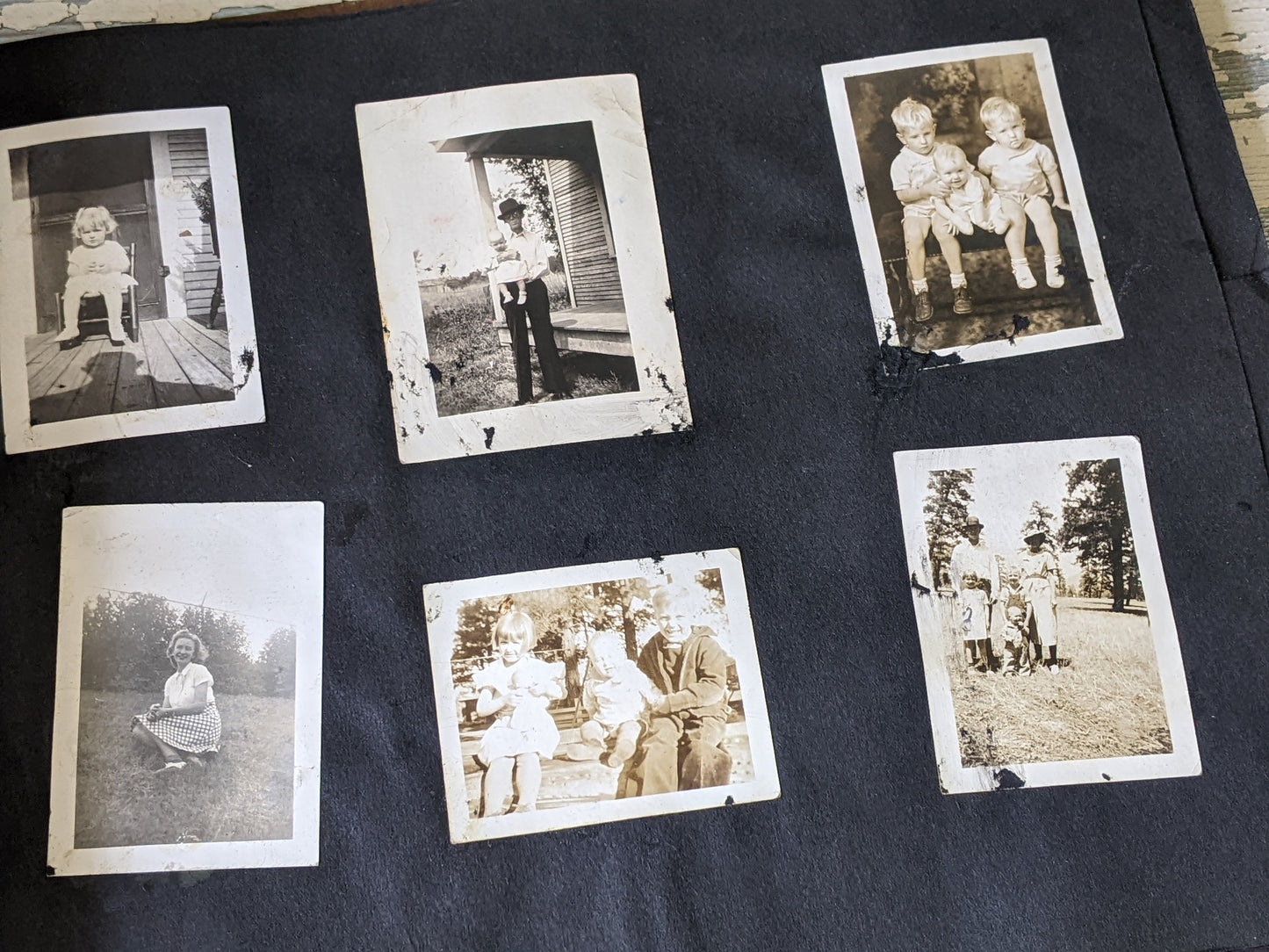 Vintage Photo Album w Over 200+ Photos of Family Leather Cover