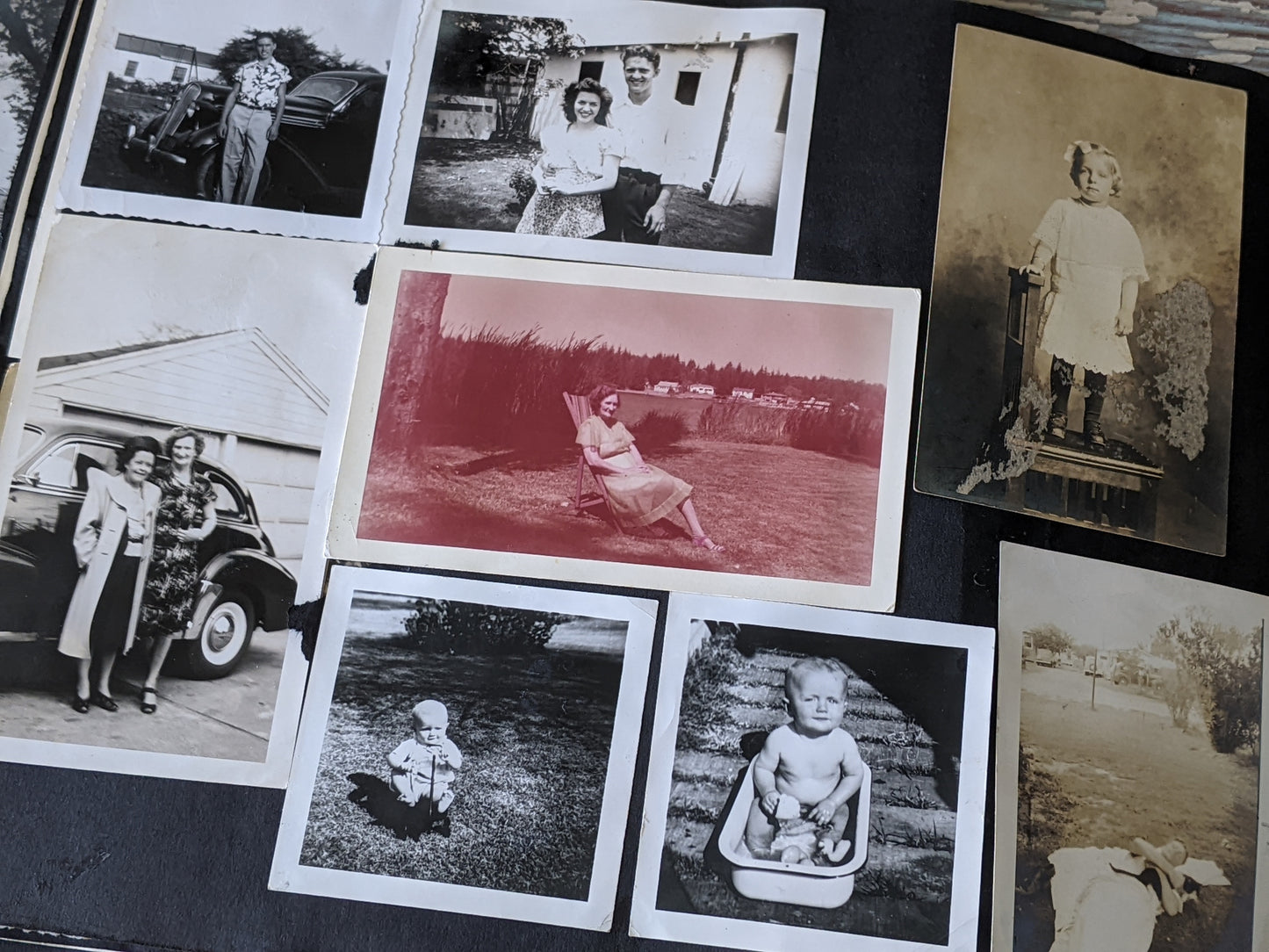 Vintage Photo Album w Over 200+ Photos of Family Leather Cover