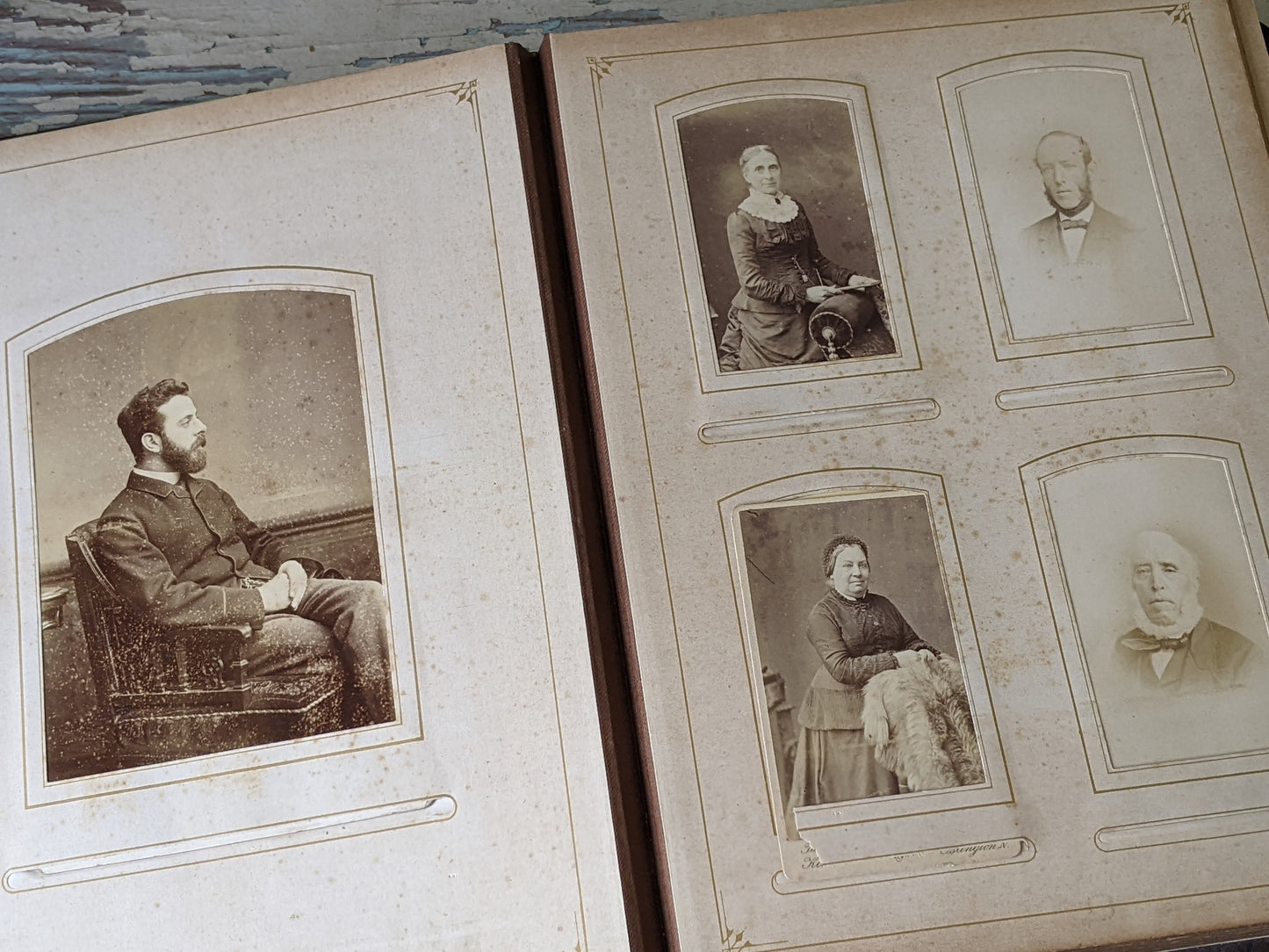 1800s Antique Family Photo Album Victorian Leather Original Photographs !! Amazing Historical Portraits Beautiful Reference Photography !!