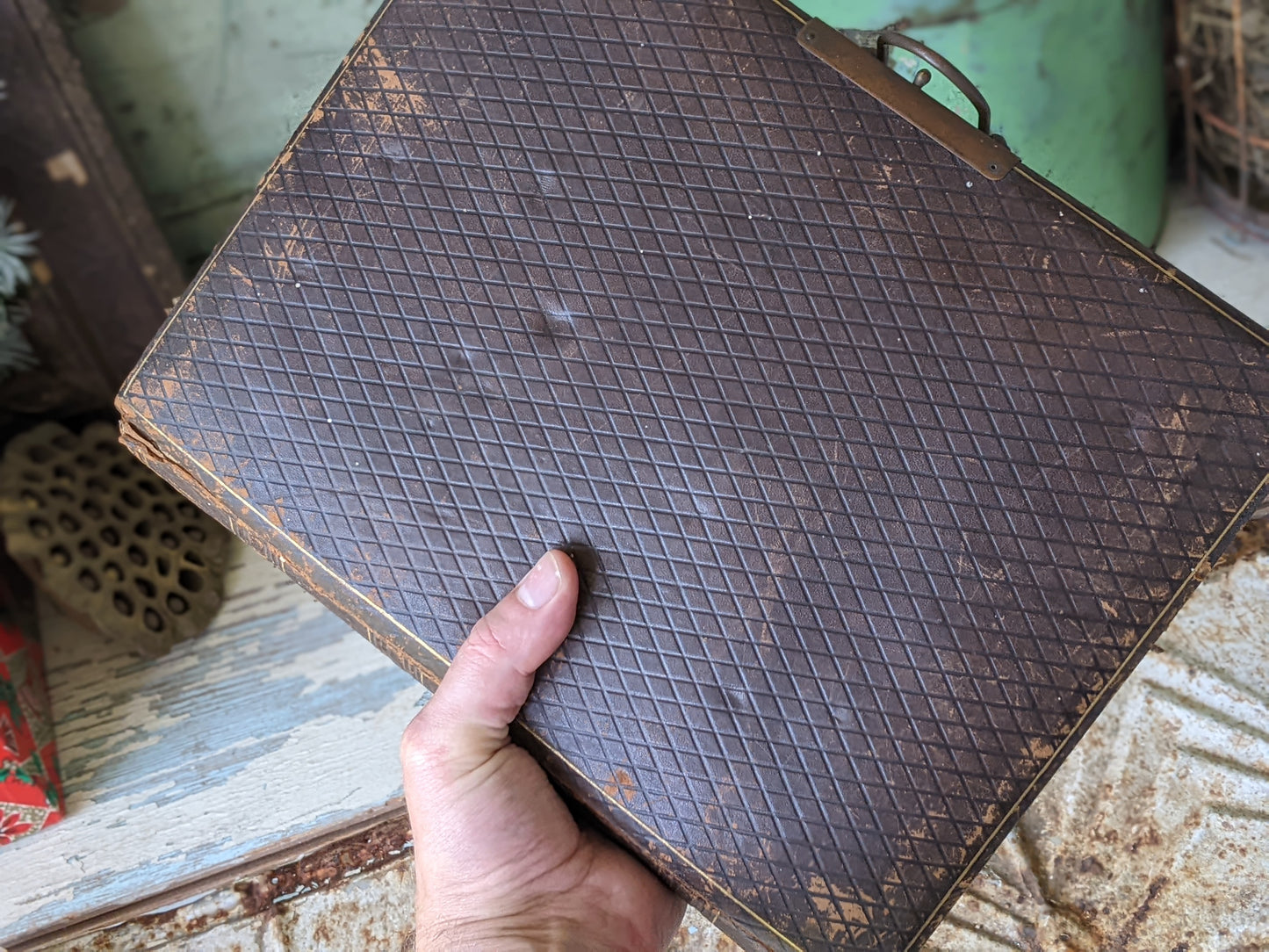 1800s Antique Family Photo Album Victorian Leather Original Photographs !! Amazing Historical Portraits Beautiful Reference Photography !!