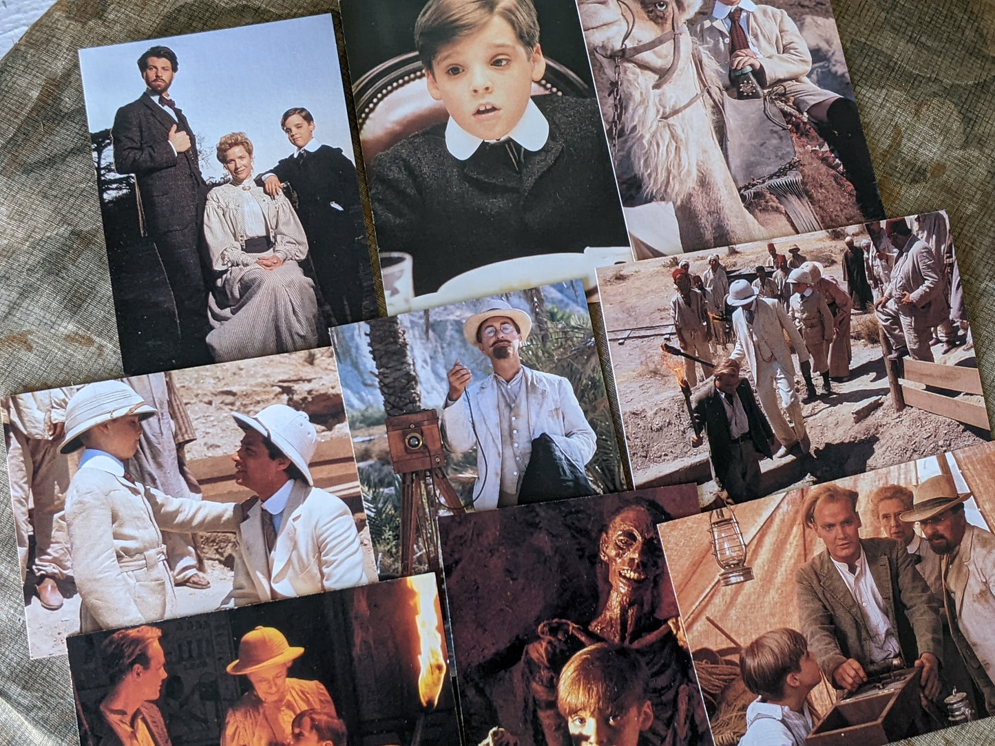 1992 Young Indiana Jones *Complete Trading Card Set of 95 Cards & 10 SE 3D Cards & Unpunched Glasses