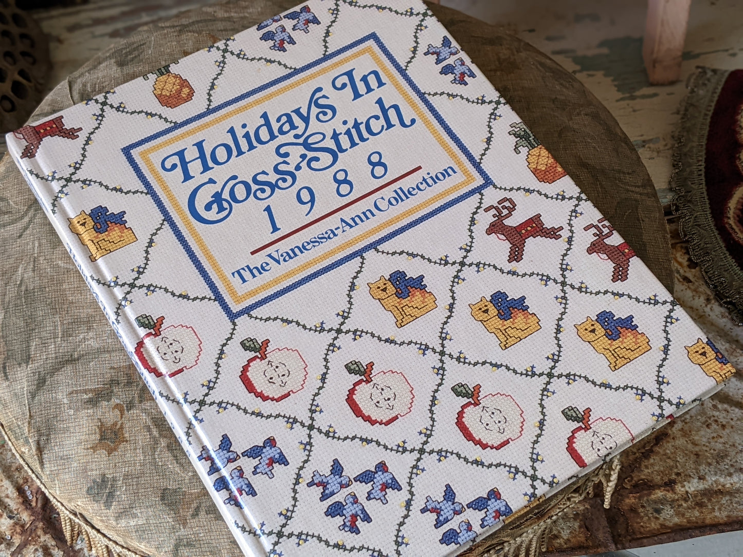 1988 Holidays In Cross Stitch Vanessa-Ann Collection Hardcover 144 Pages **Like New