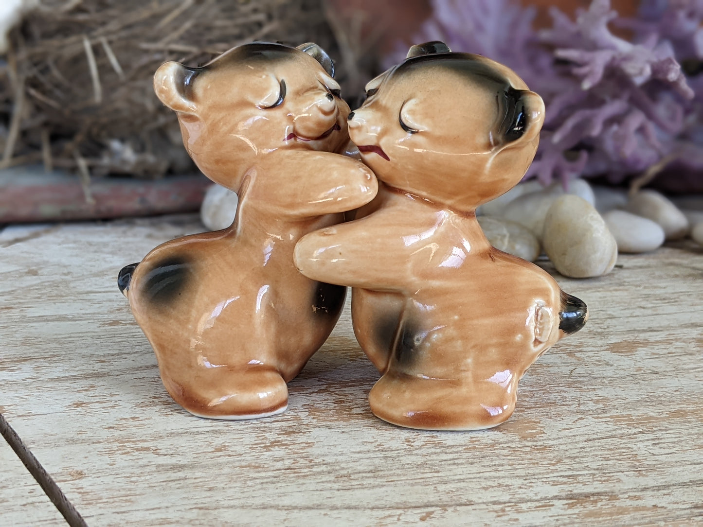 1940s Salt & Pepper Shakers by Ruth Van Tellingen Bengen Hugging Bears !! Adorable Vintage Gifts !!