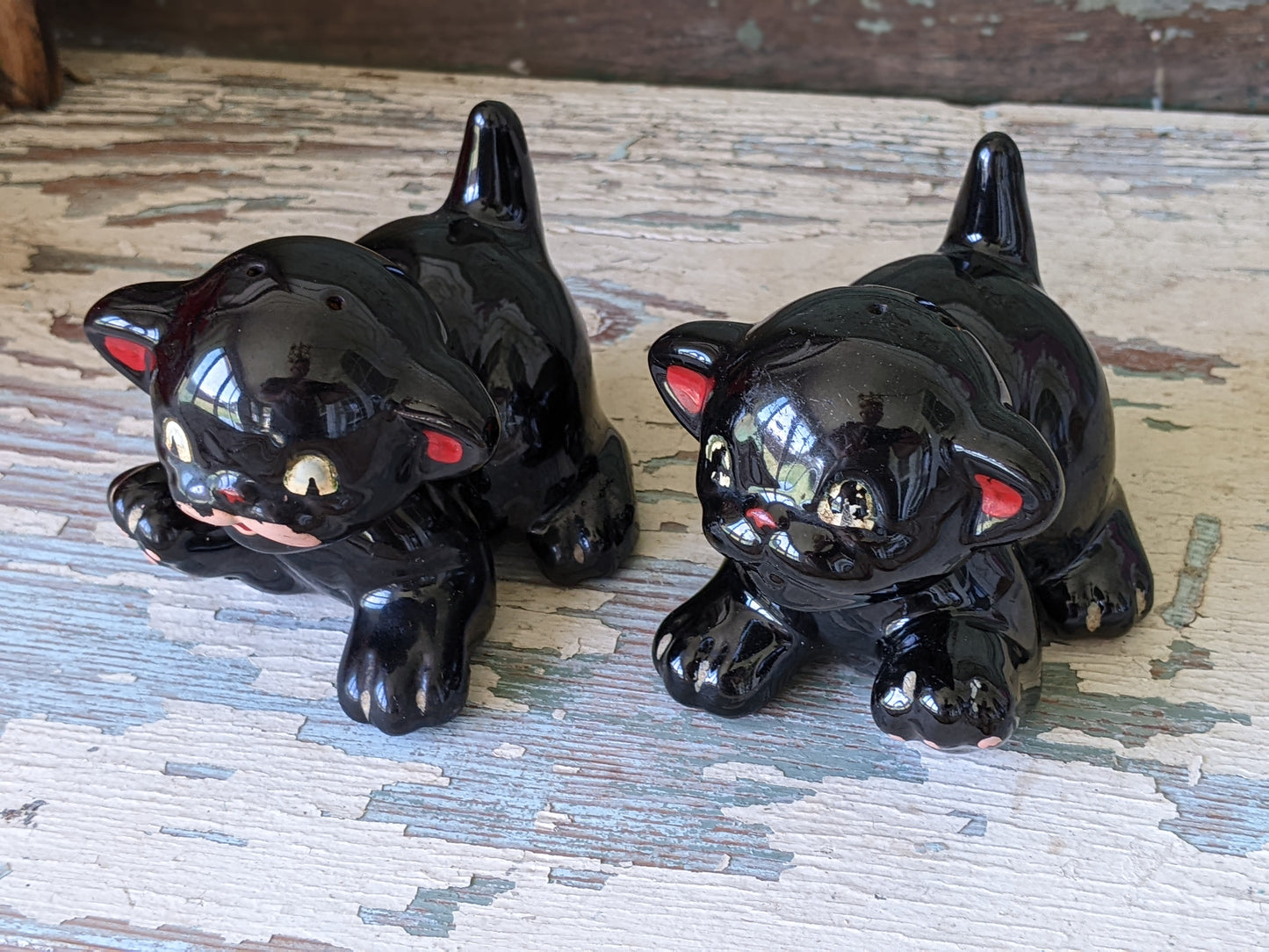 1950s Relco Rare Playful Black Cat Salt & Pepper Shakers Japan Redware Kitsch Kitschy MCM !! Awesome Holiday Gifts !! Halloween
