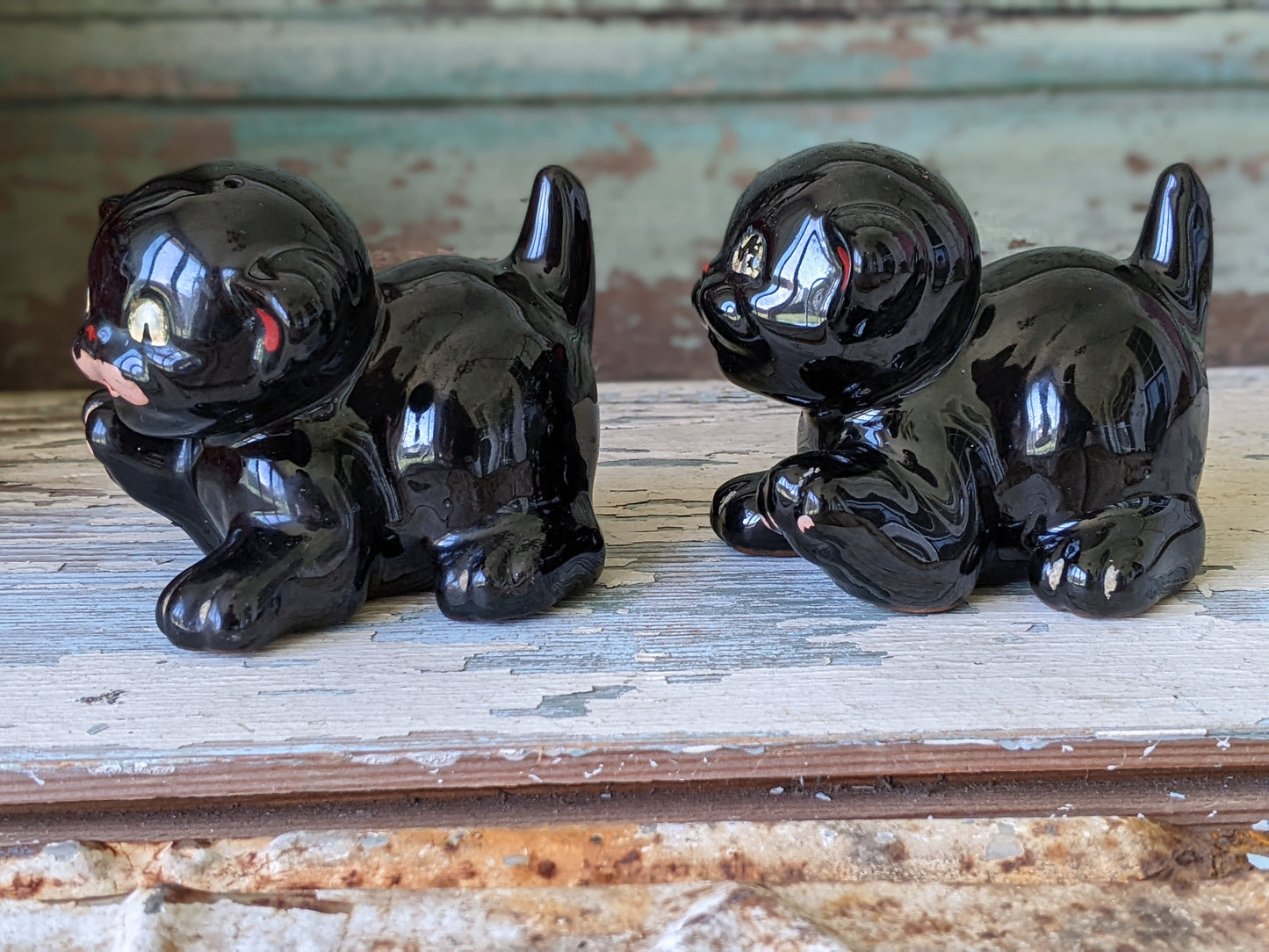 1950s Relco Rare Playful Black Cat Salt & Pepper Shakers Japan Redware Kitsch Kitschy MCM !! Awesome Holiday Gifts !! Halloween
