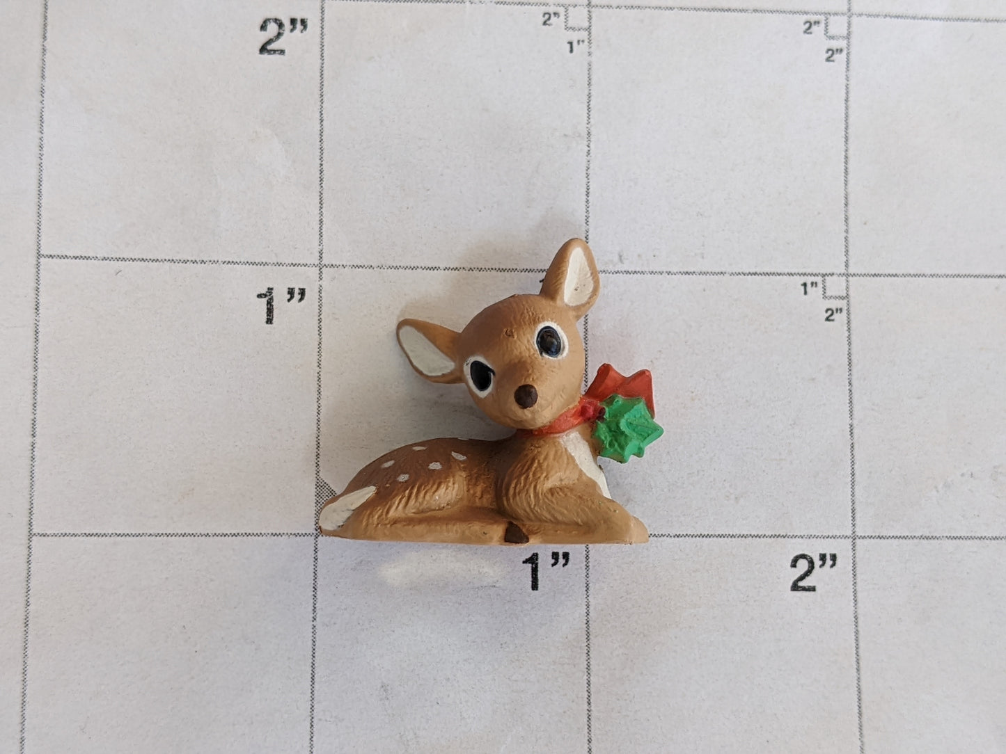 1987 Fawn Laying Down Holly Red Bow Merry Miniature by Hallmark Christmas Holiday Collectibles No. XHA3757 !! Retro Holiday Gifts !!