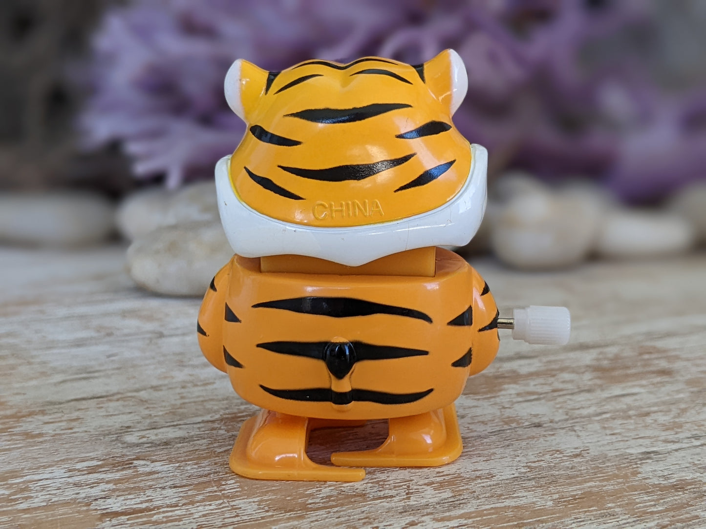 1980s Tiger Wind-Up Toy Wobbling Head & Walking Working !! Amazing Vintage Gifts !! Retro Gift Ideas !!