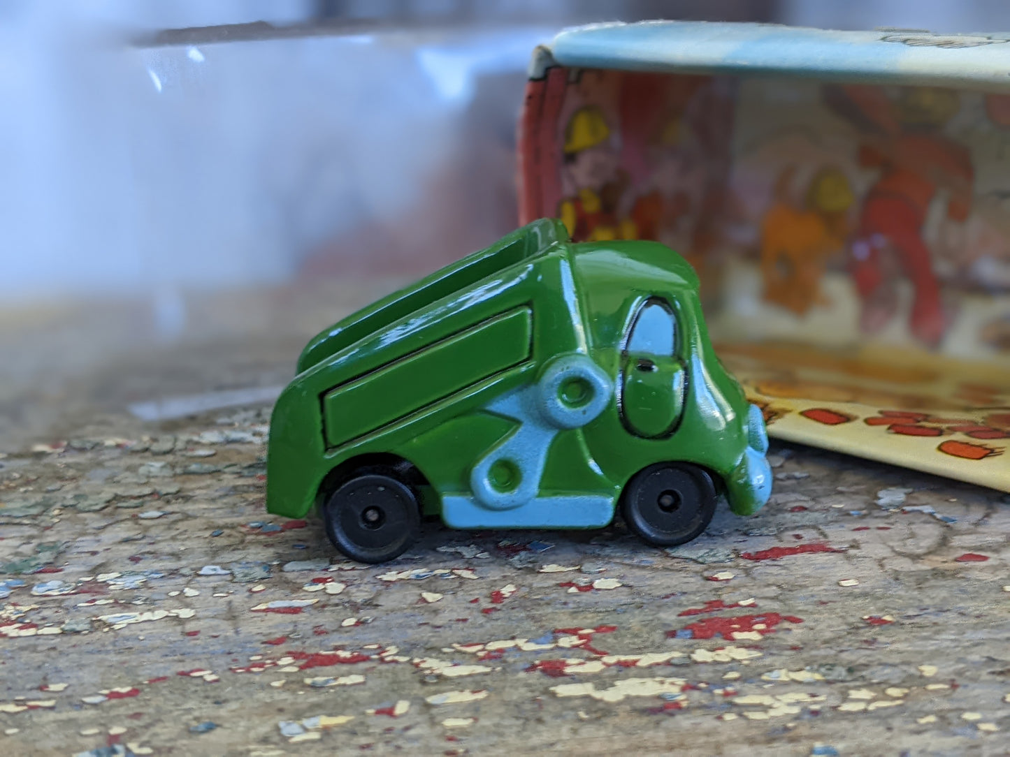1976 Funkymobiles Dirty Dumpster by Wallace Berrie NIP NOS !! Amazing Retro Memories !! Rare Vintage Gifts !!