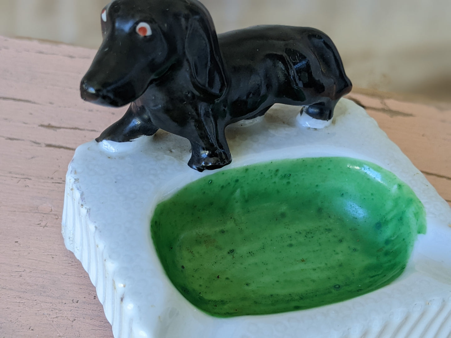 1950s Dachshund Charming Ashtray !! Rare !! Hand-Painted Porcelain Japan !! Awesome Unusual Gifts !! Retro Style Gift Ideas !!