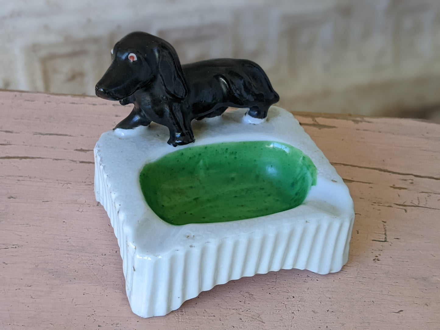1950s Dachshund Charming Ashtray !! Rare !! Hand-Painted Porcelain Japan !! Awesome Unusual Gifts !! Retro Style Gift Ideas !!