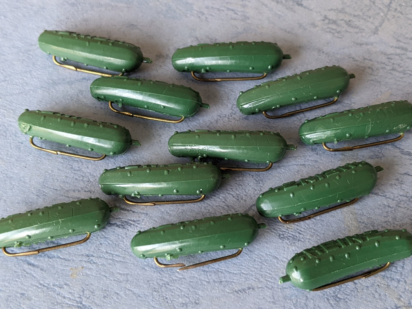 1950s Original Heinz Pickle Pin Set of 12 Advertising Miniature Green Dill Tiny Food Foodie Jewelry !! Vintage Novelty Gifts !!