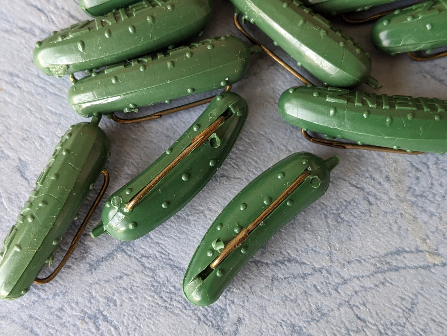 1950s Original Heinz Pickle Pin Set of 12 Advertising Miniature Green Dill Tiny Food Foodie Jewelry !! Vintage Novelty Gifts !!