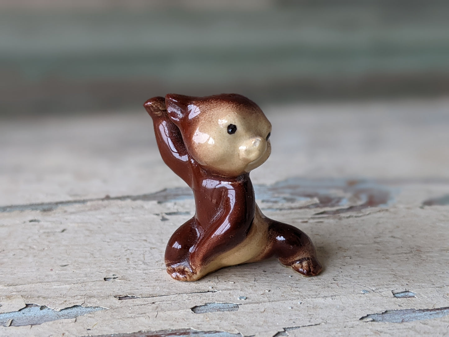 Vintage 1970s Hagen Renaker Mini Angry Bear Cub Porcelain Miniature !! Retro Gifts !! Very Nice Condition !!