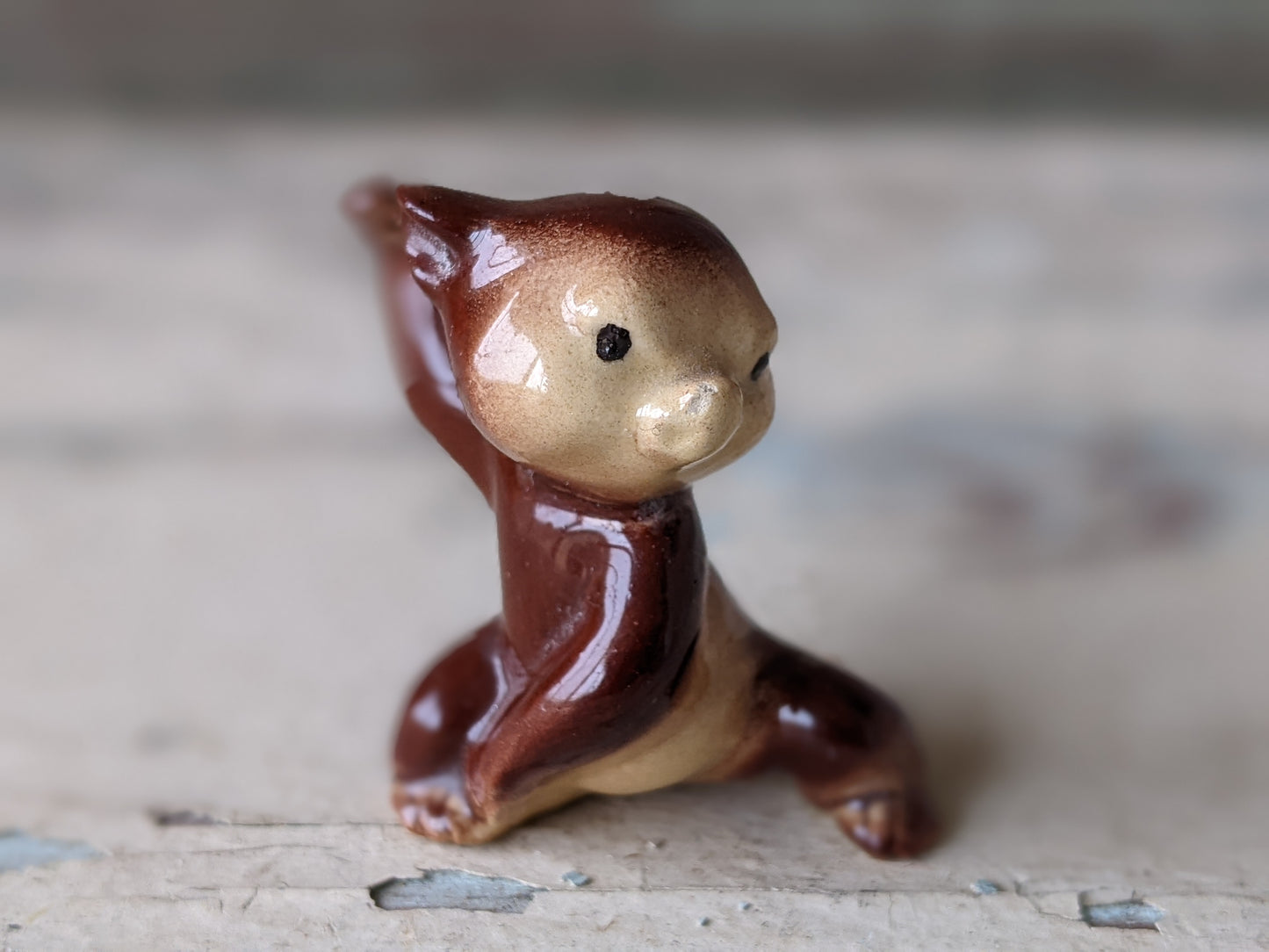 Vintage 1970s Hagen Renaker Mini Angry Bear Cub Porcelain Miniature !! Retro Gifts !! Very Nice Condition !!