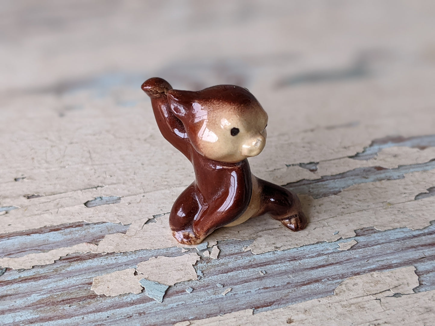 Vintage 1970s Hagen Renaker Mini Angry Bear Cub Porcelain Miniature !! Retro Gifts !! Very Nice Condition !!