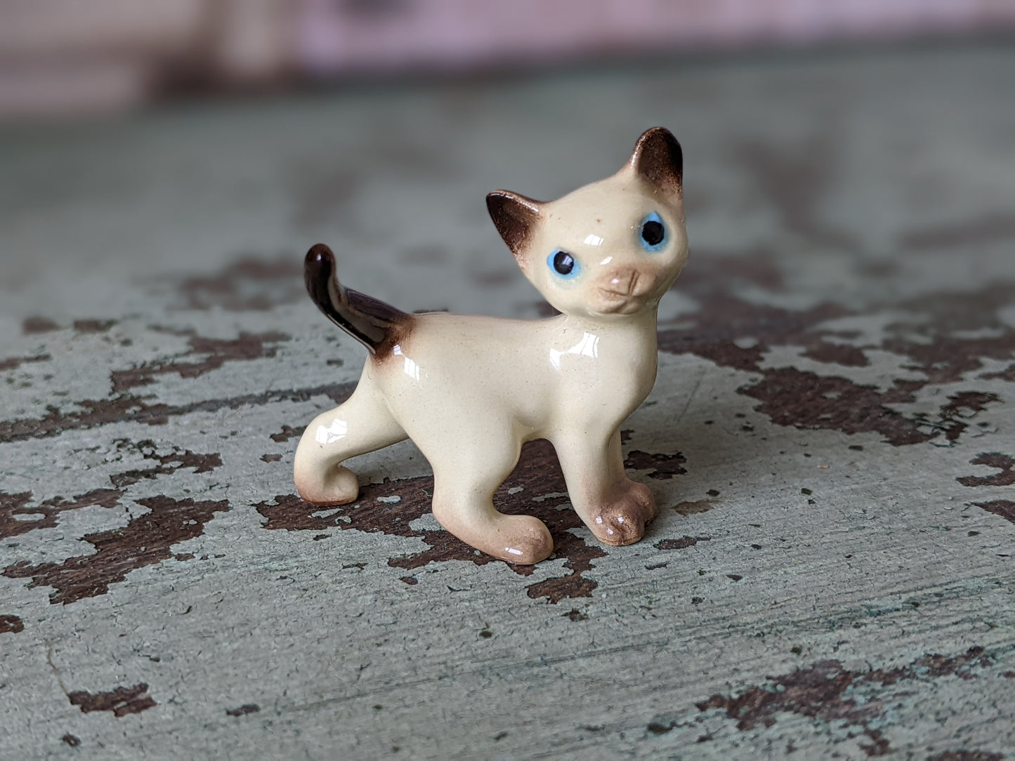 1986 Siamese Kitten by Hagen Renaker Porcelain Miniature !! Adorable Rare Vintage Gifts & Collectibles