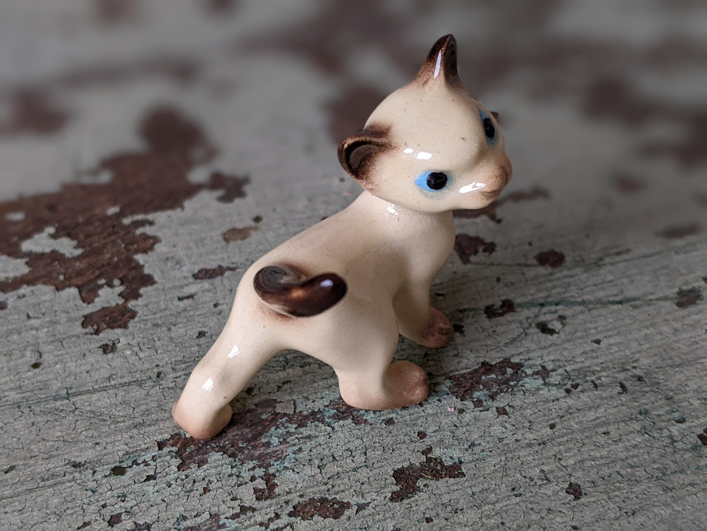 1986 Siamese Kitten by Hagen Renaker Porcelain Miniature !! Adorable Rare Vintage Gifts & Collectibles