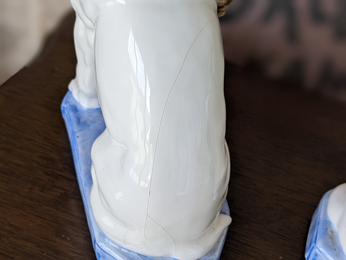 1960s Fitz & Floyd Bulldog Puppies Bookends Porcelain Rare Design in Slightly Damaged Condition !! A Perfect Vintage Gift !!!
