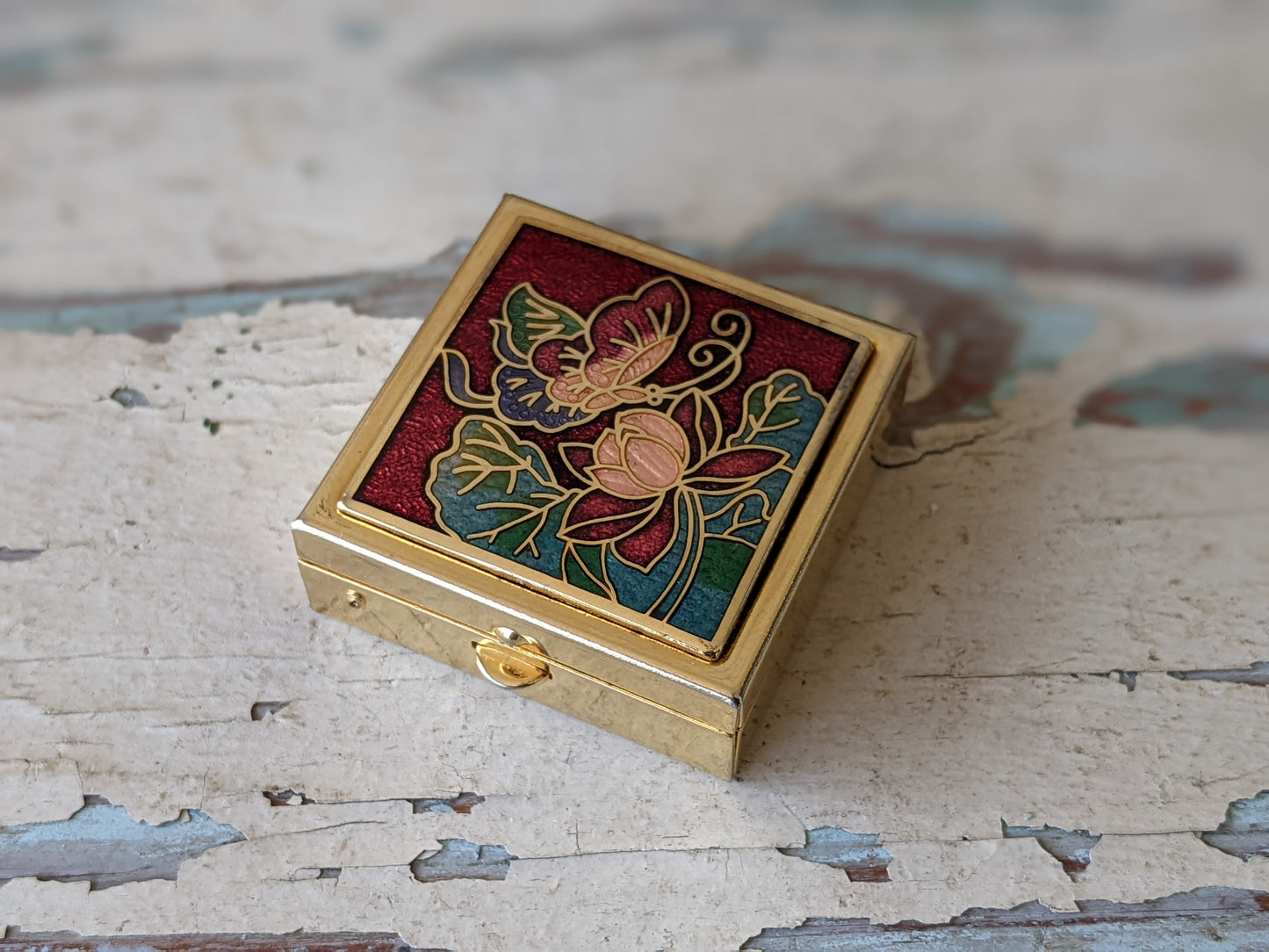 1960s Cloisonne Enamel Floral Square Pill Box !! Collectible Vintage Gifts !!