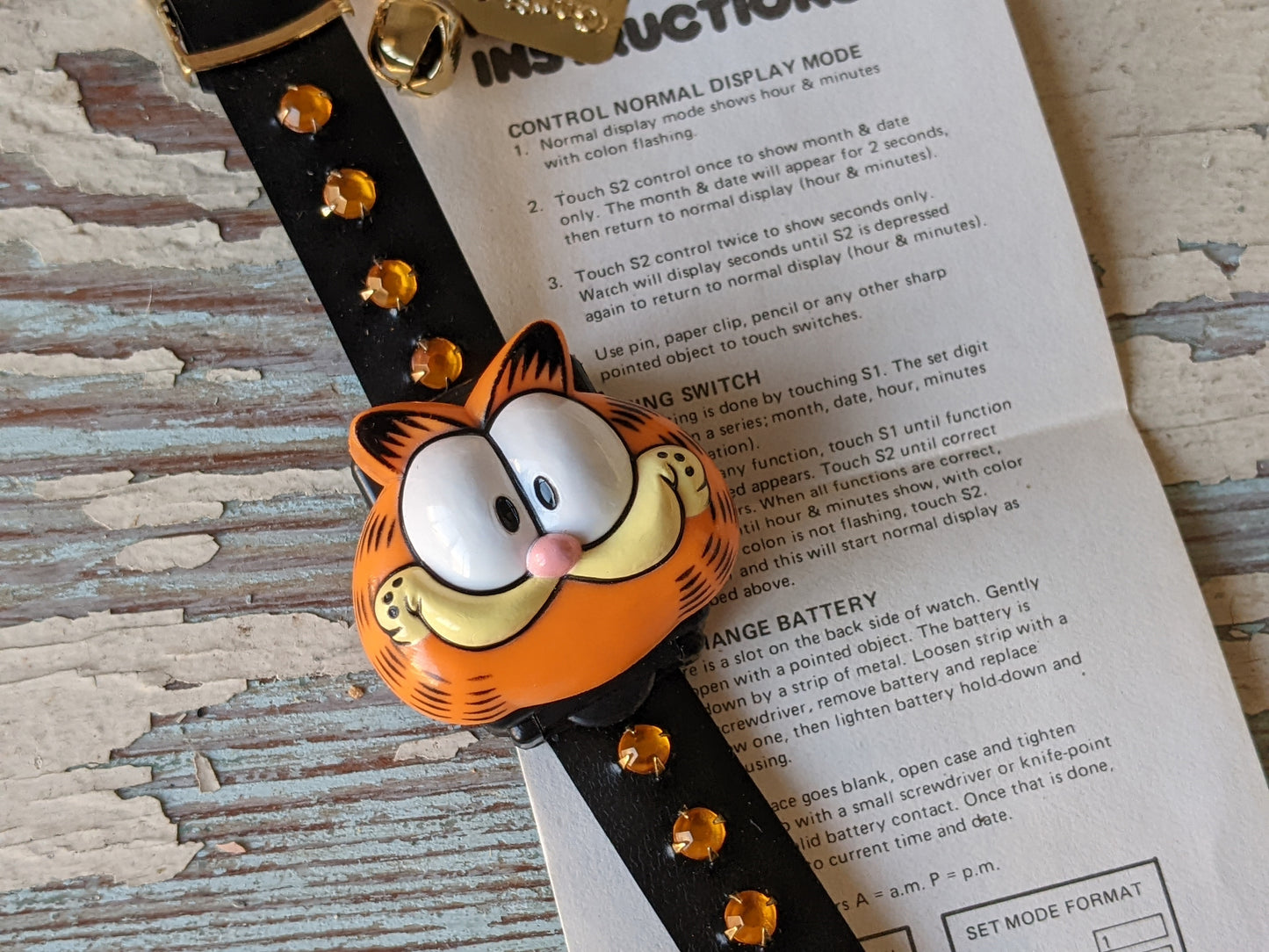1978 Garfield !! NOS !! Flip-It LCD Quartz Watch w New Battery Installed !! Amazing Retro Gifts & Collectibles