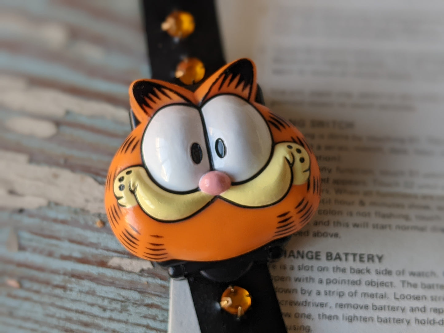 1978 Garfield !! NOS !! Flip-It LCD Quartz Watch w New Battery Installed !! Amazing Retro Gifts & Collectibles