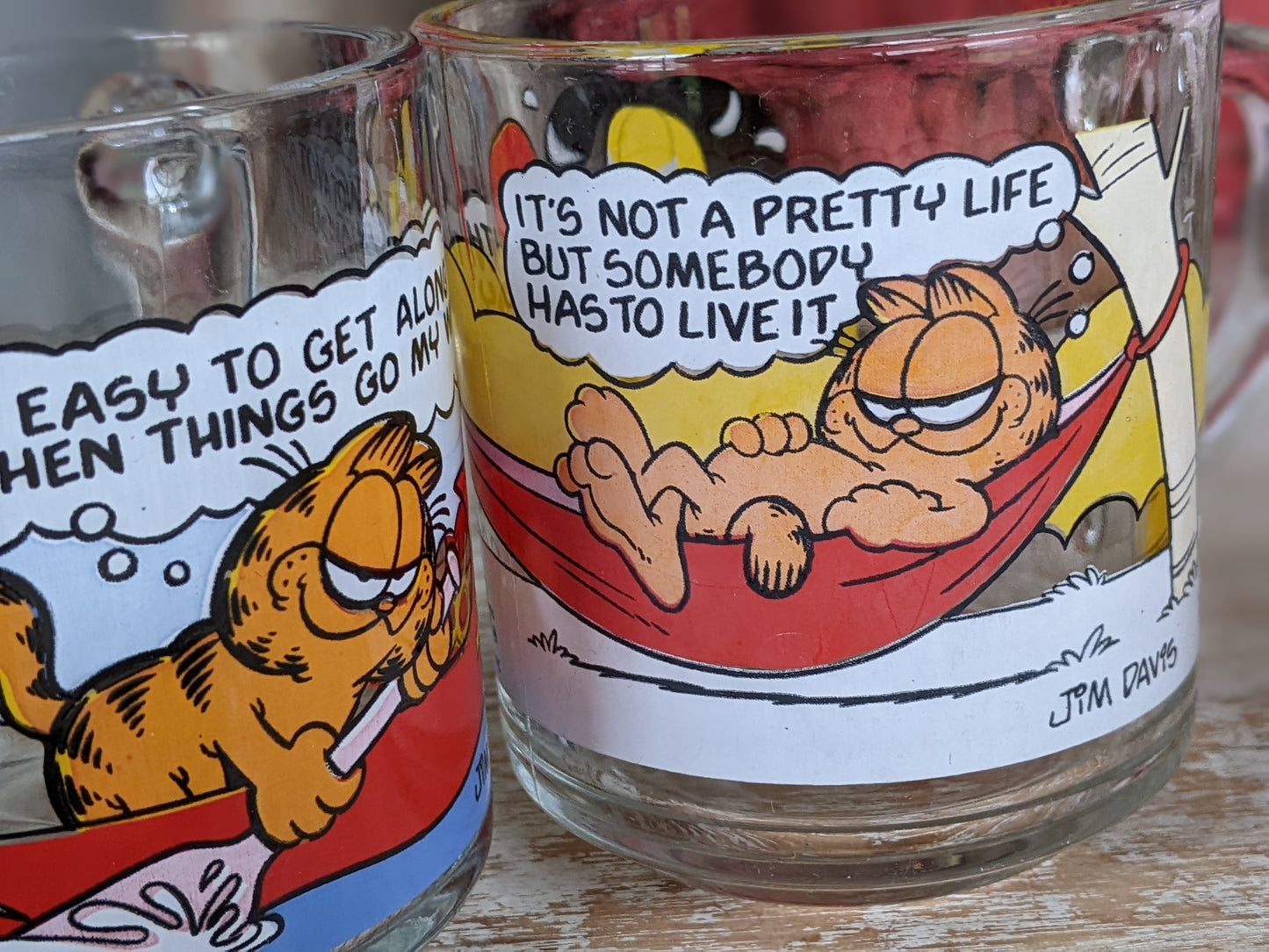 1978 Vintage Garfield Glasses by McDonalds Complete Set of 4 Mugs !! A Perfect Retro Gift