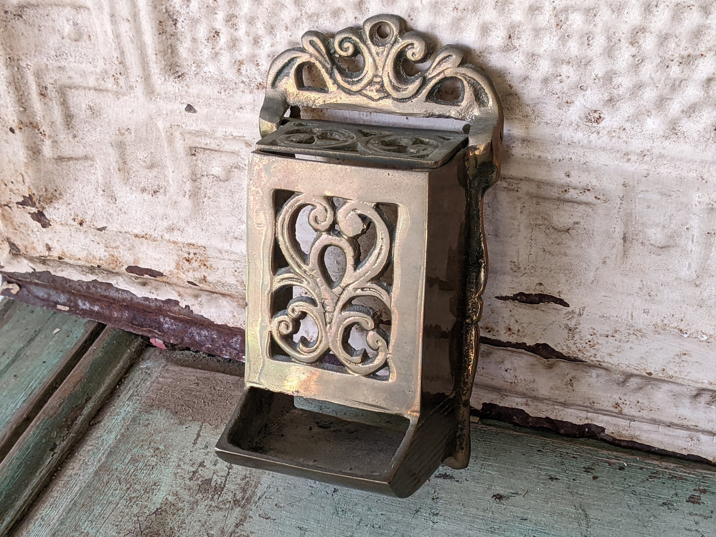 1950s Solid Brass Matchbox Holder Wall Mounted Hollywood Regency !! Brilliant Regal Vintage Gifts & Collectibles