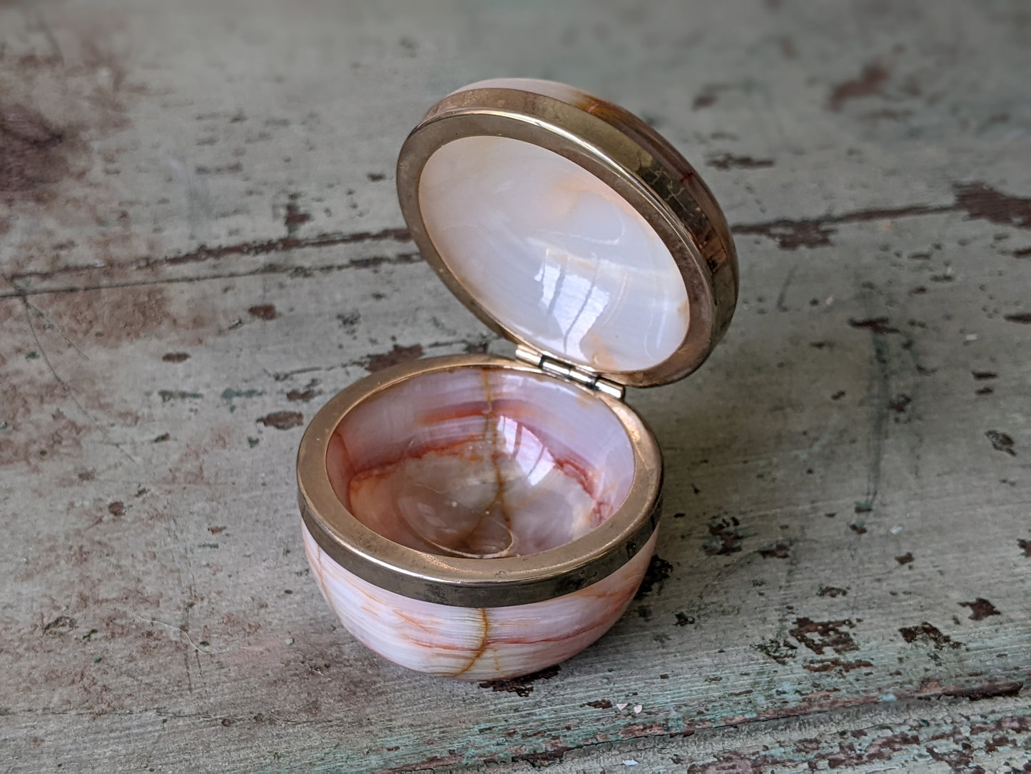 1970s Alabaster Onyx Trinket Box Ring Pot Italy Italian !! Amazing Vintage Gifts & Collectibles
