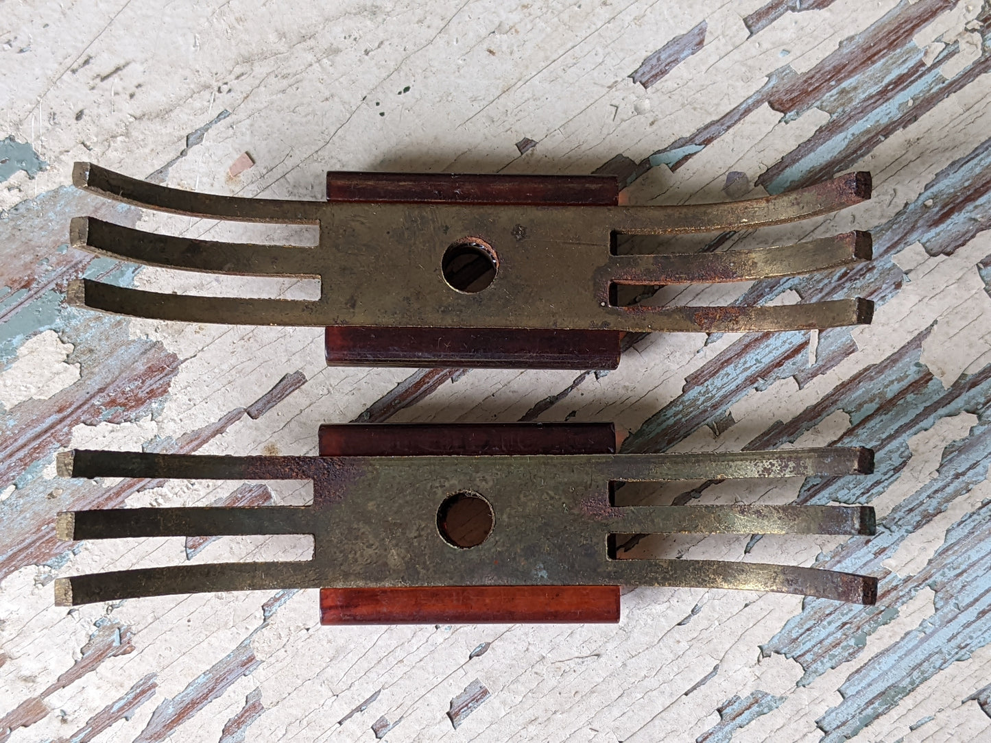 1920s - 1930s !! Ultra-Rare Original !! Salvaged Triband Bakelite Art Deco Drawer Pulls Set of 4 Amazing Apocalyptic Style Vintage Decor !!