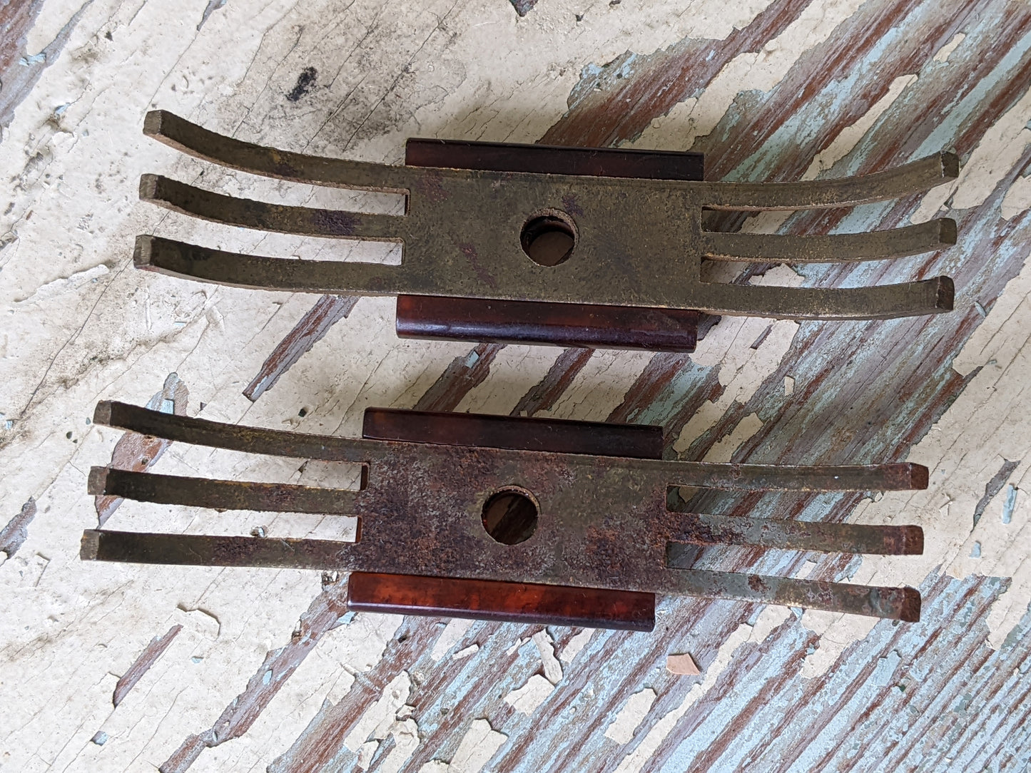 1920s - 1930s !! Ultra-Rare Original !! Salvaged Triband Bakelite Art Deco Drawer Pulls Set of 4 Amazing Apocalyptic Style Vintage Decor !!
