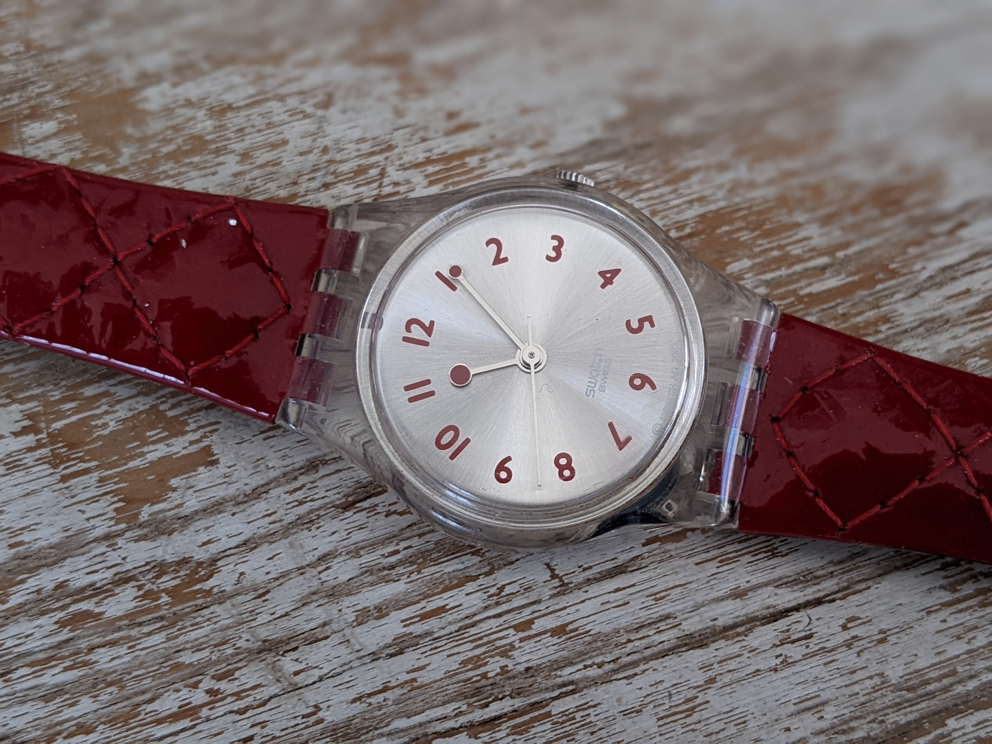 2003 Swatch "Strawberry Jam" LK243 Slim Ladies Wrist Watch **Red Quilted Leather