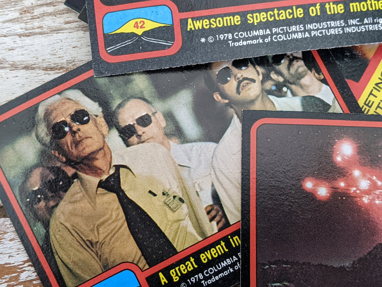 1978 Close Encounters Of The Third Kind Movie Photo Cards by Topps **Complete 66 Cards w/ 11 Stickers