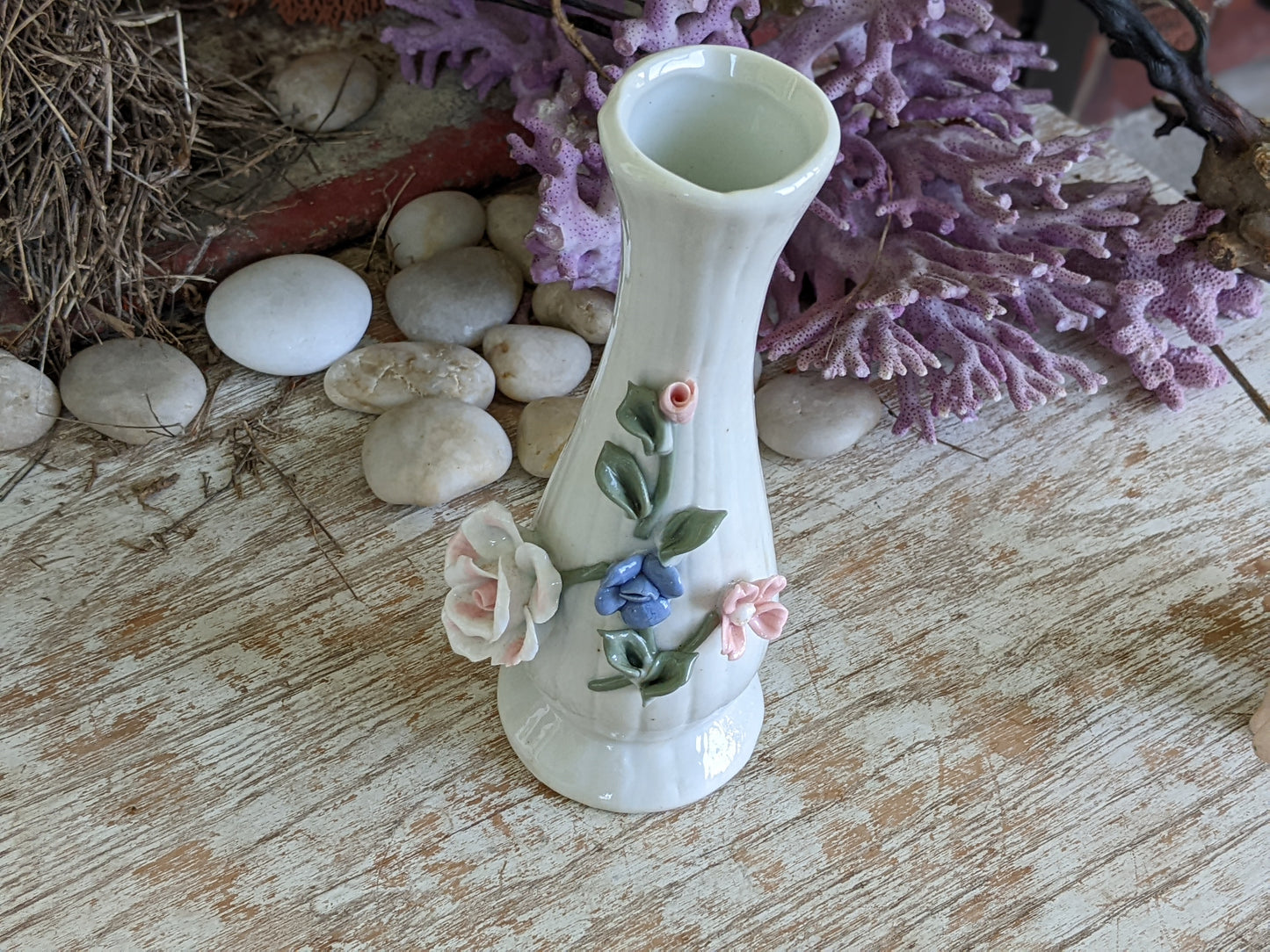 1970s Floral Bud Vase w Sculpted Fowers !! Joyful Decorative Vintage Gifts & Collectibles