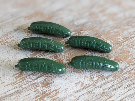 1950s Original Heinz Pickle Pin Set of 5 Advertising Miniature Green Dill Tiny Food Foodie Jewelry !! Vintage Novelty Gifts !!