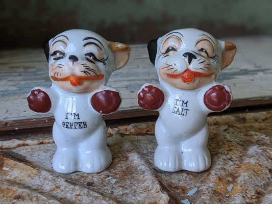 1930s Vintage Salt & Pepper Bonzo Puppies Set Japan Kitschy Cute !! Spicy VIntage Gifts !!